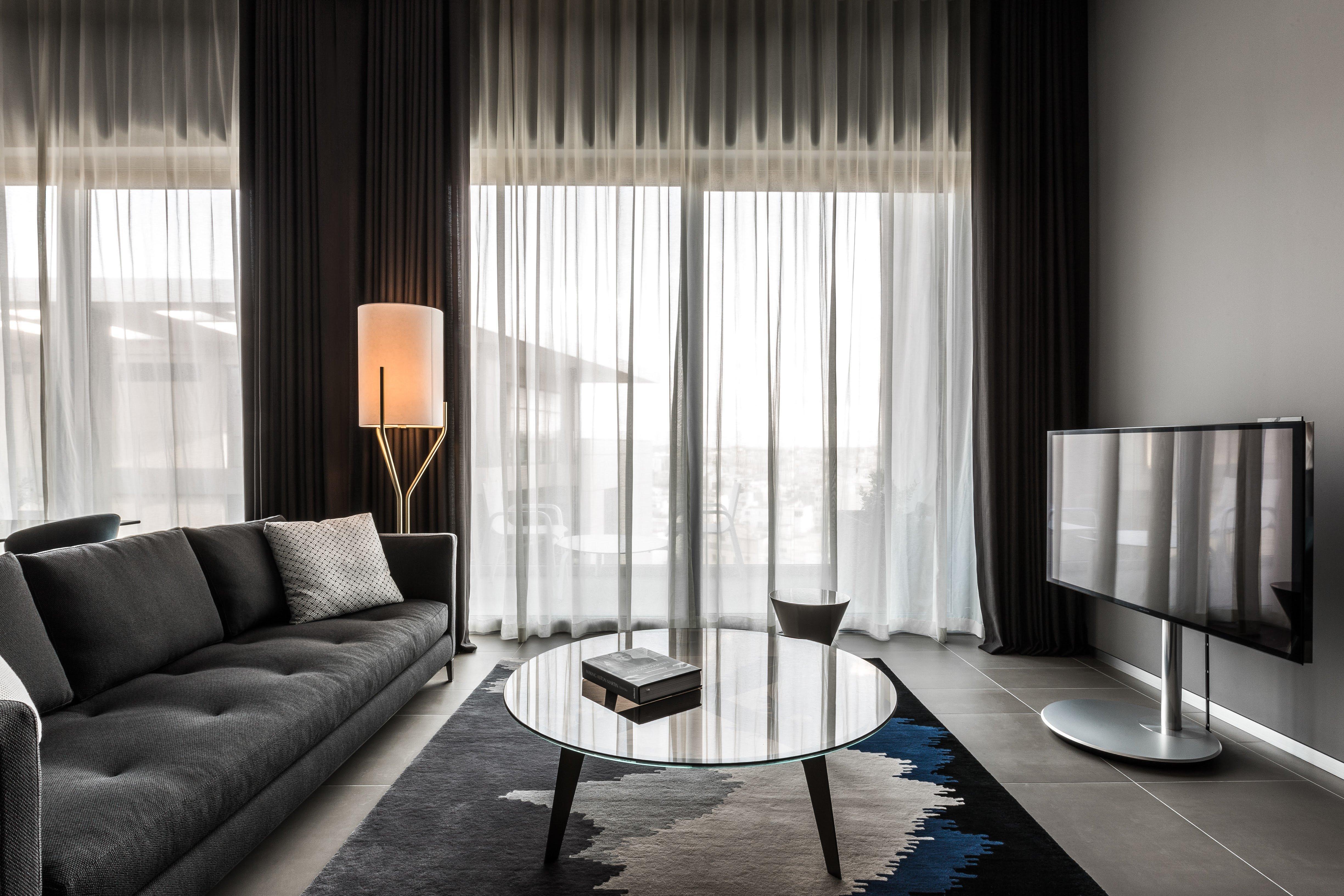 Intercontinental Malta By Ihg Hotel St. Julian's Exterior foto Interior of a suite at the Mandarin Oriental, Munich