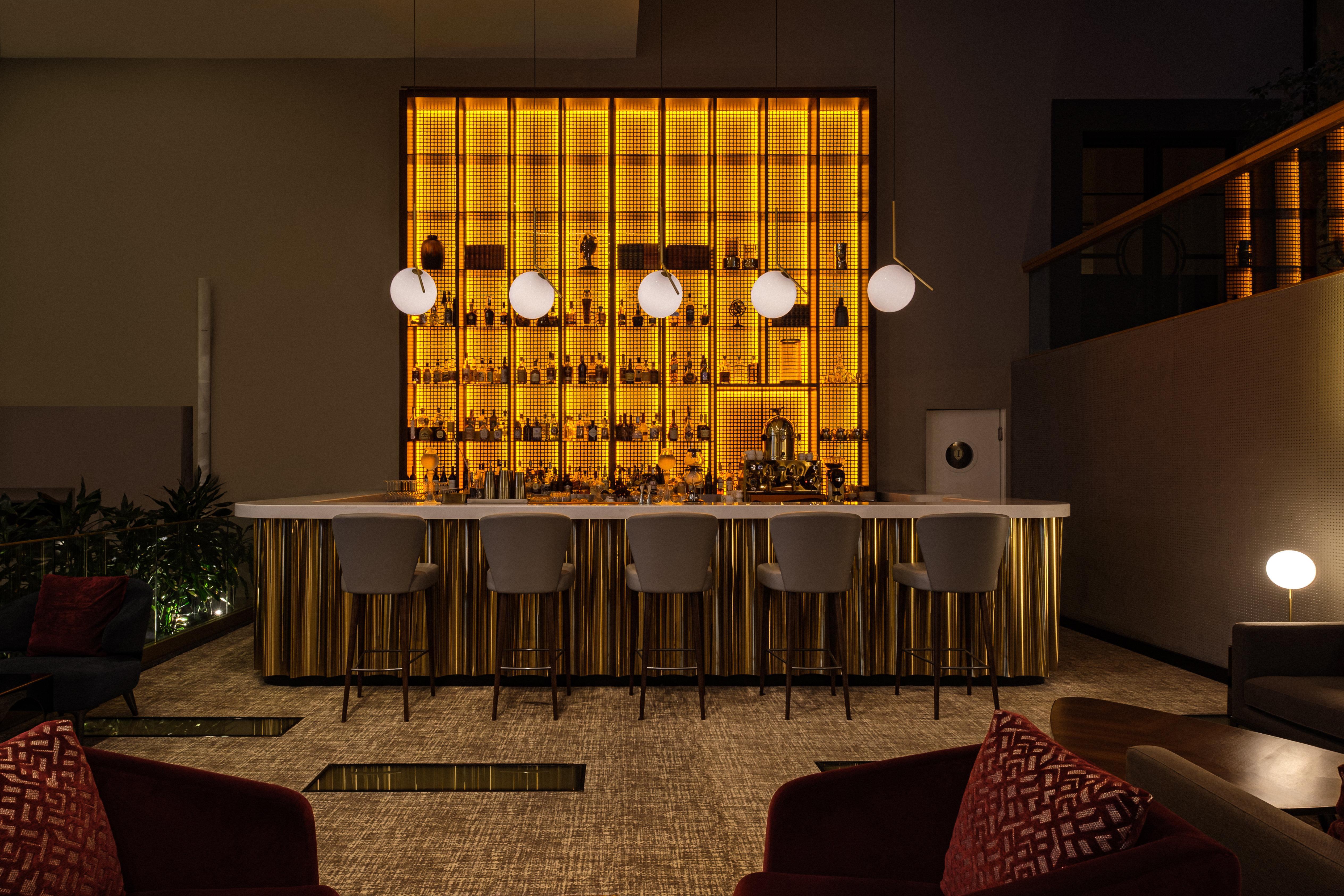 Intercontinental Malta By Ihg Hotel St. Julian's Exterior foto The bar at the 1930s