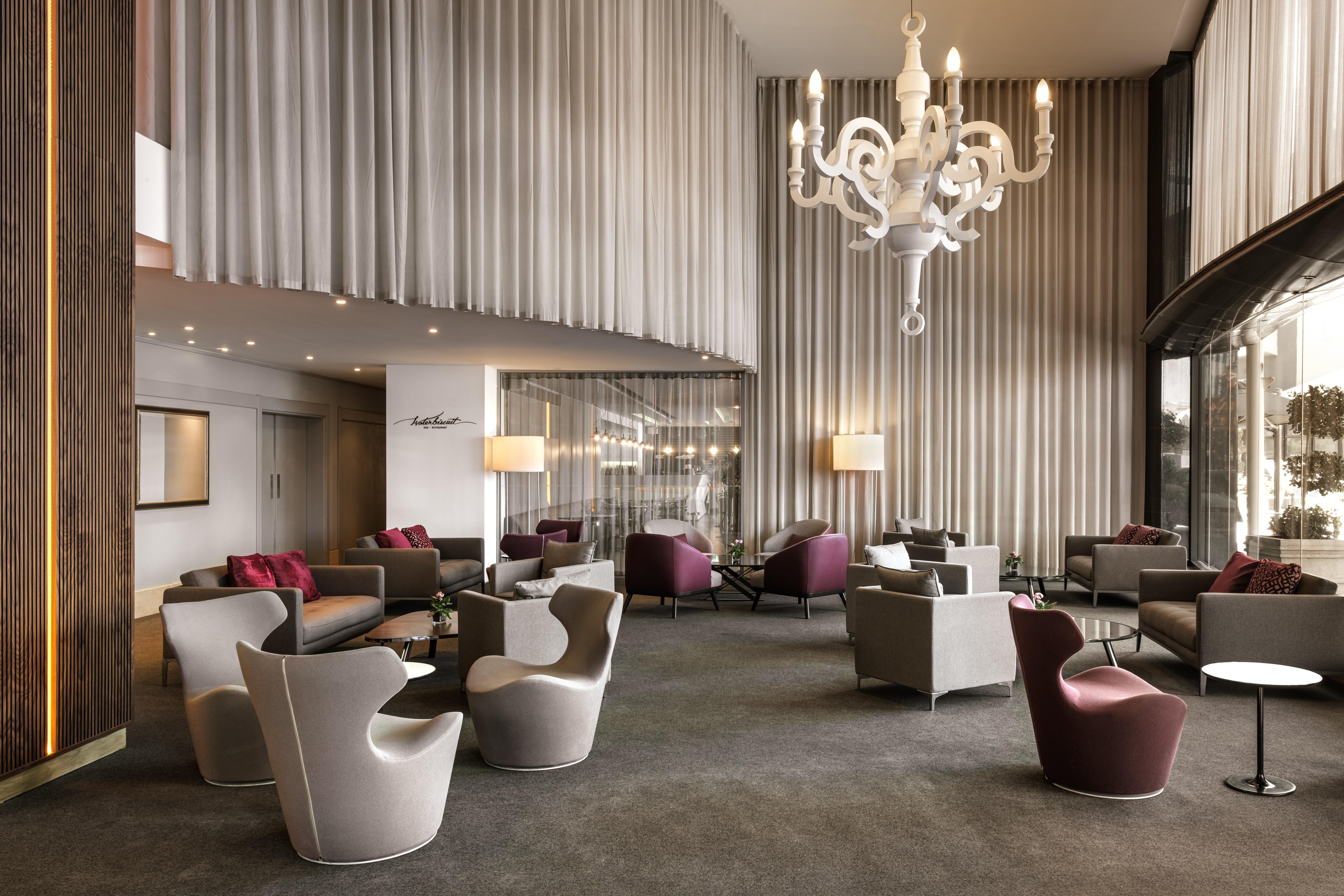 Intercontinental Malta By Ihg Hotel St. Julian's Exterior foto The lobby of the hotel